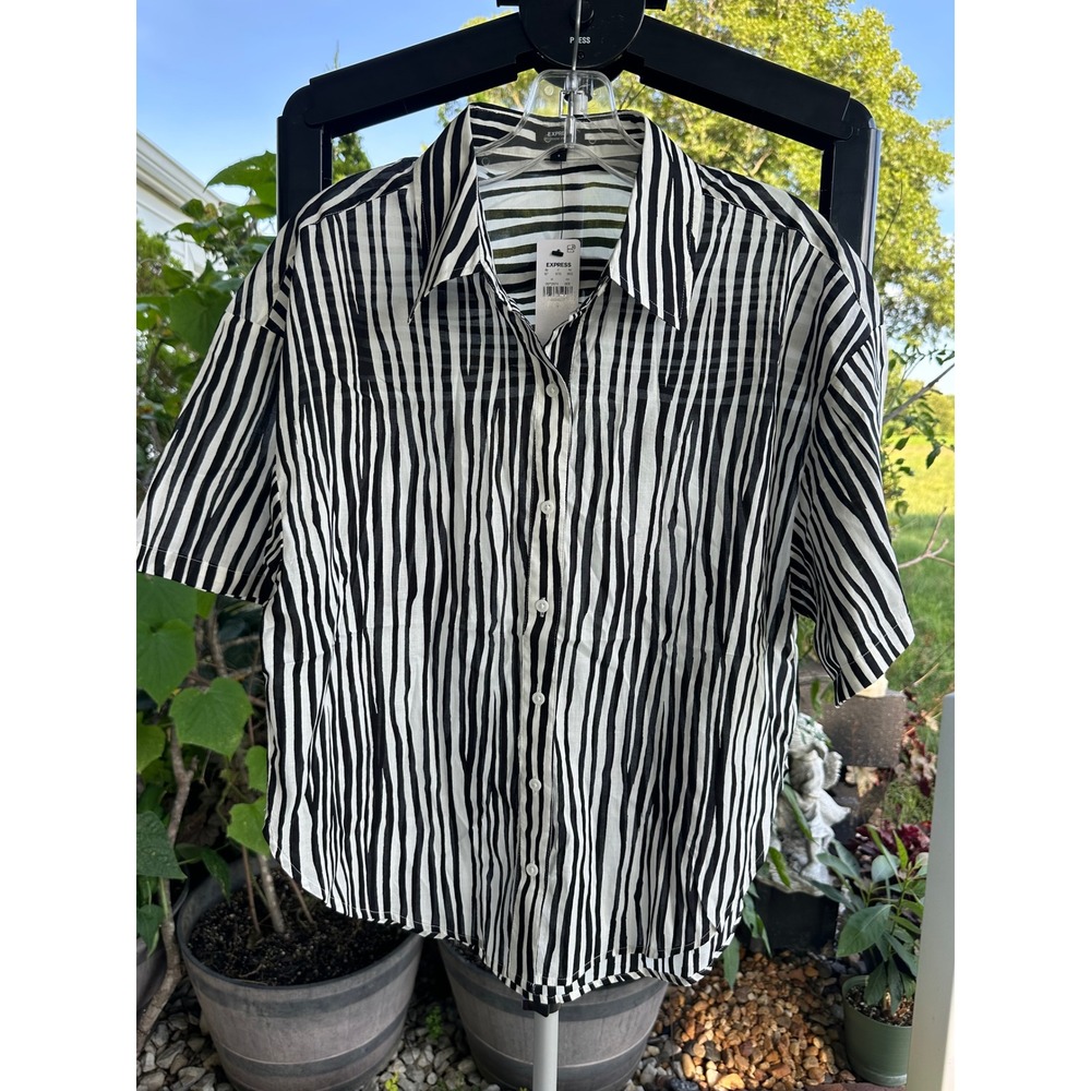 Express Boyfriend Portofino Shirt Women's Small Black White Striped Short Sleeve